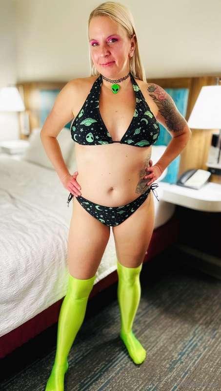 Take me to your leader!