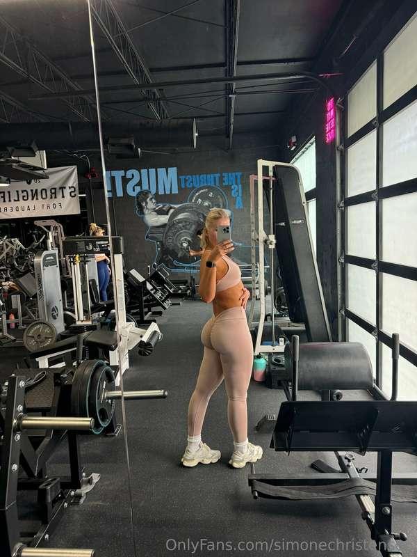 Do you love when the gym's empty like me?