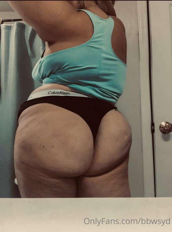 Cum take a bite 💋