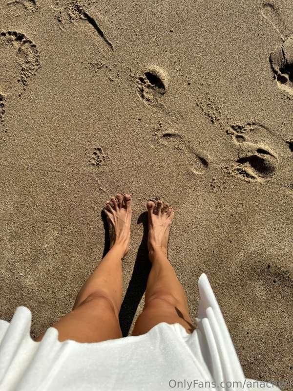 DM me if you haven't joined my **Foot Club** yet for *Foot F..