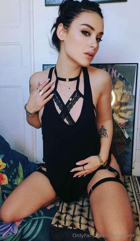 🌹 FREE SUBSCRIPTION ALERT – @alicedrakeoff 🌹 Discover a side..