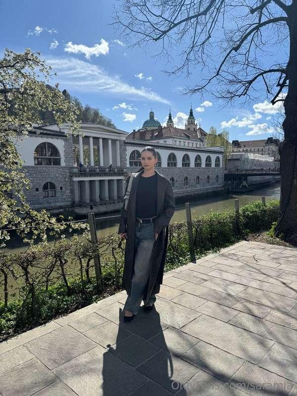 I don't have a resting Bitch face! The sun is just out!😆