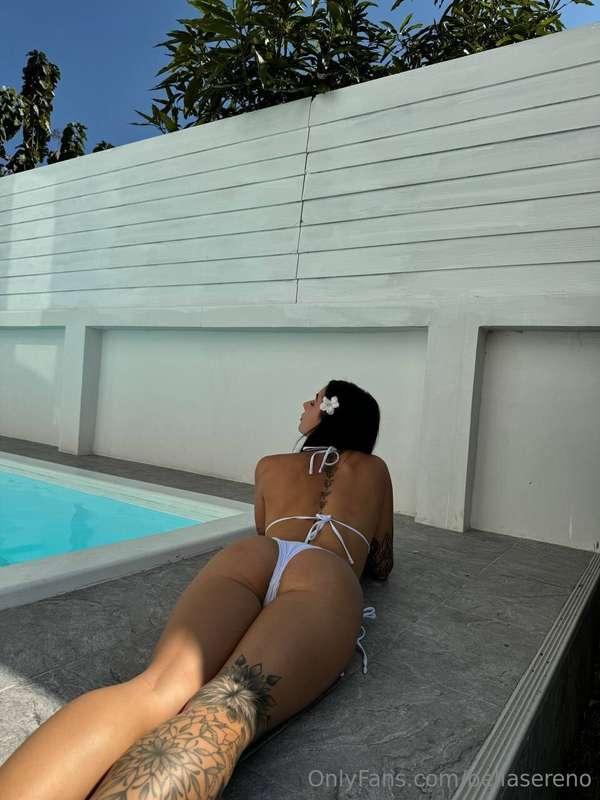 There’s something so nice about feeling the sun on one half ..