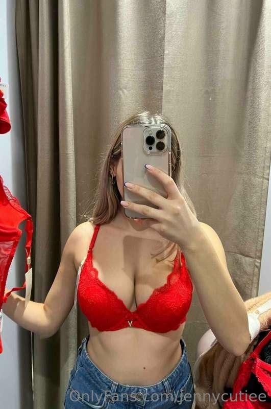 Red for valentine’s day 😙