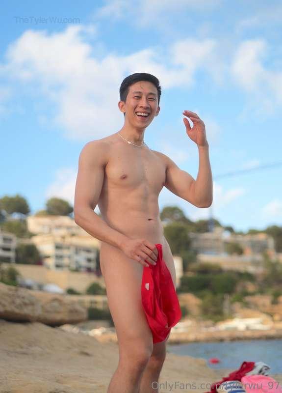 More beach nudes for my birthday month... birthday tips and ..