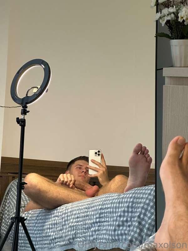 How about making me cum? I've got lots of thick cum for you...