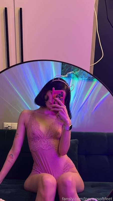 loonassoftfeet image #2