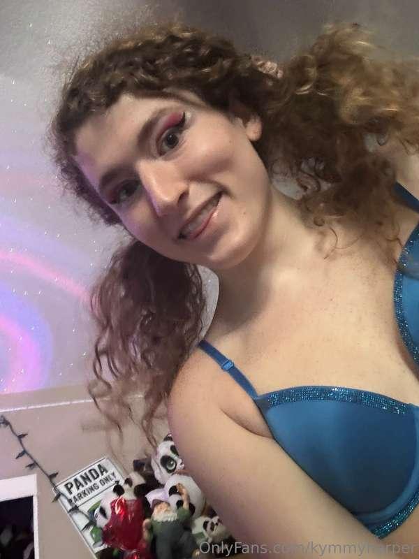 Do my Pigtails make your tail stand on end?? 🍆😳