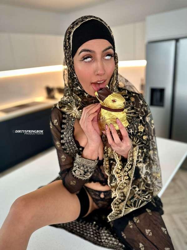 aaliyahyasin image #3