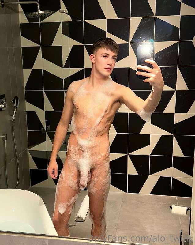 alo_twink main image