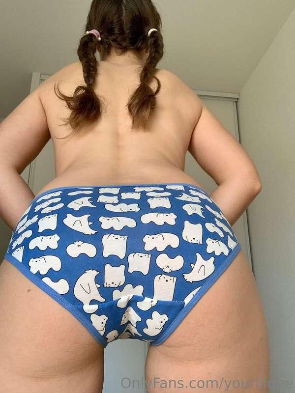 Any full bum cotton panties lovers? 🥵 @yourwetactress