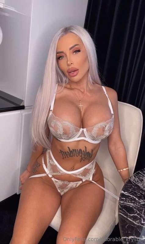 wanna come to me? 🔥💋🤭