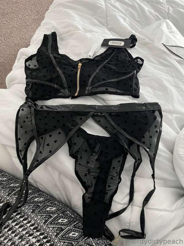 Ive gotten so many cute lingerie sets and micro bikinis gift..