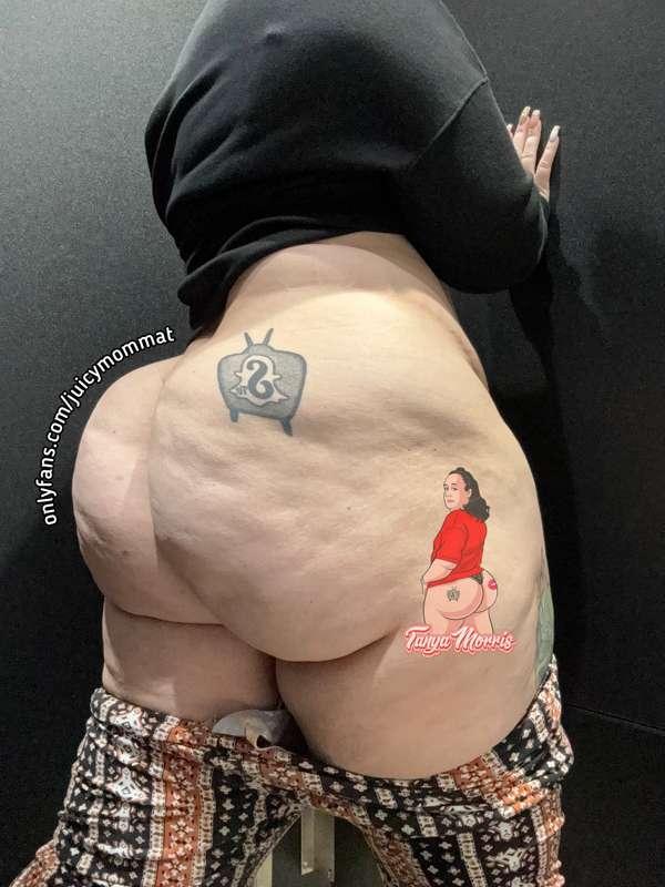 this ass be out everywhere I go ☺️