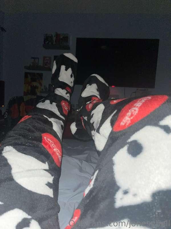 Super cool footie pajamas!!