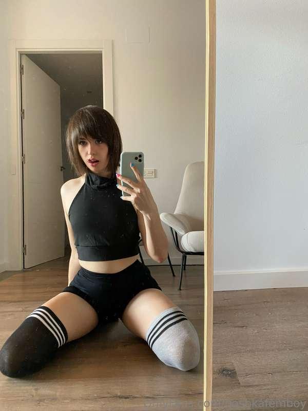 goshkafemboy image #3