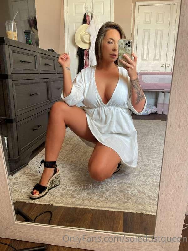 Legs softer than your 🍆 after you 💦