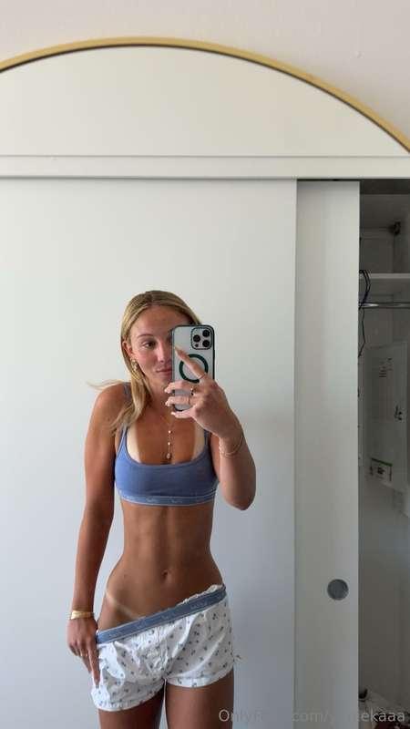 SHOWER LIVE!! I am doing a solo shower live on here tonight ..