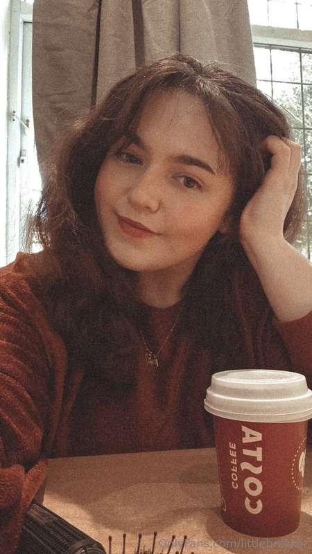Morning guys! How we doing today?? 😘🤎☕️