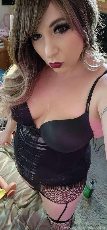 hotwifesarah image #11