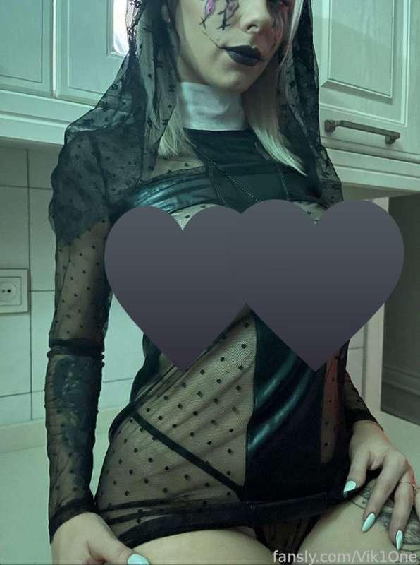 Lets get real fun today! Halloween on the way 🎃


#fyp #cosplay #Halloween #nun #redhead #teen #petite #wetpussy #ginger #daddysgirl