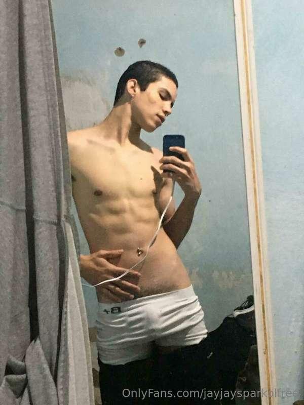 come take off my underwear here 🌶️👉 @jayjaysparkol