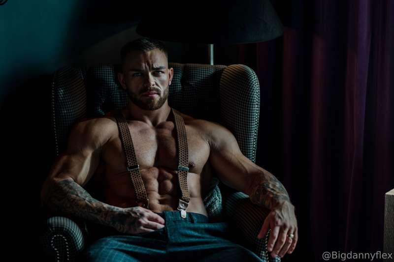 Come here Slave and please your daddy 🔥