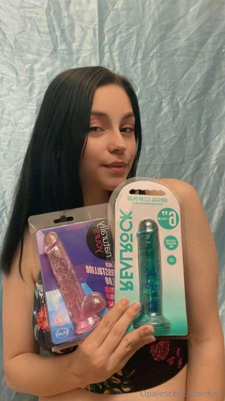 I love getting new toys!!!!💘