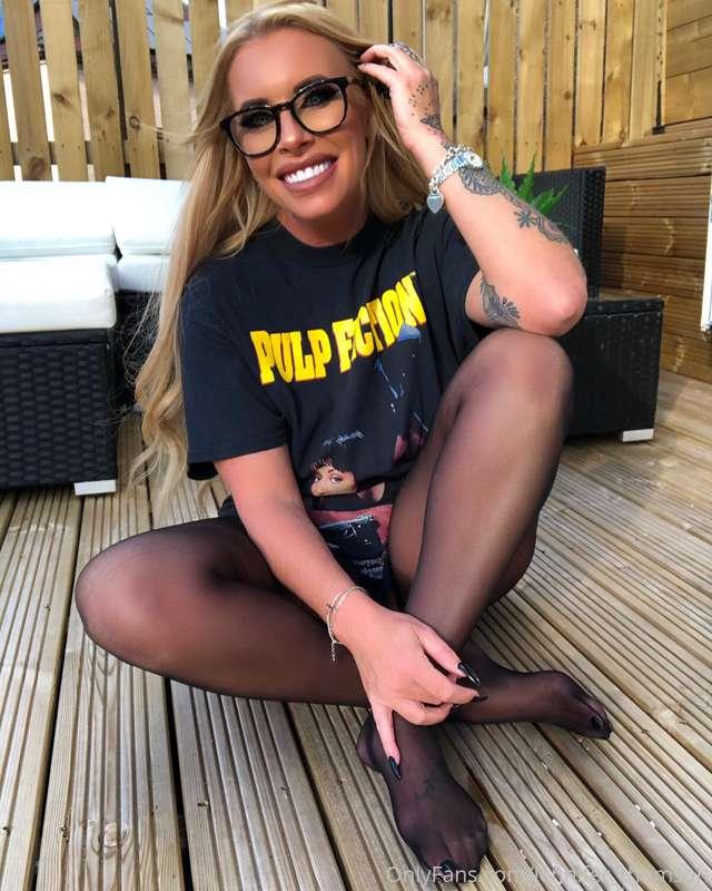 Good morning!! 🖤