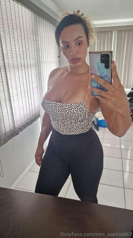 Would you mind a hot stepmom like me? ❤️‍🔥😈