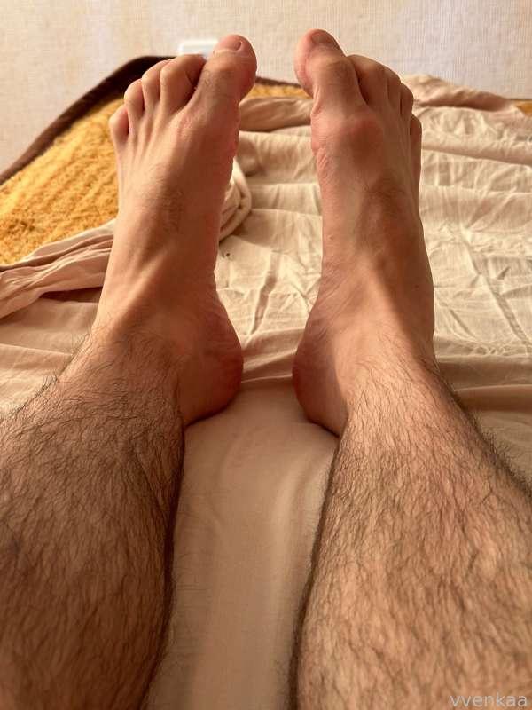 🦶🏻 #feet #soles #fyp #guy #guys #boy #boys #sexy #sexyboy #hot #hotguy #hotmodel #young #youngboy #youngguy #footfetish #malefeet #mensfeet #gay