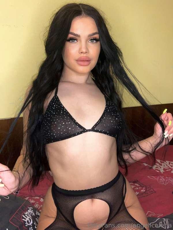 **A little treat for your feed** 😘