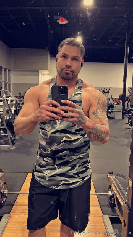 Great gym sesh to start the day 💪🏽