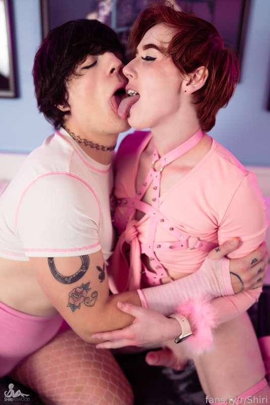 shiriallwood image #0