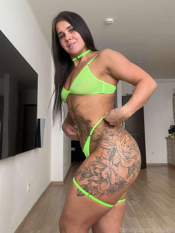 🎬soon there will be a new anal video🎥 in this lingerie🤪, what positions do you want to see in the video)))?