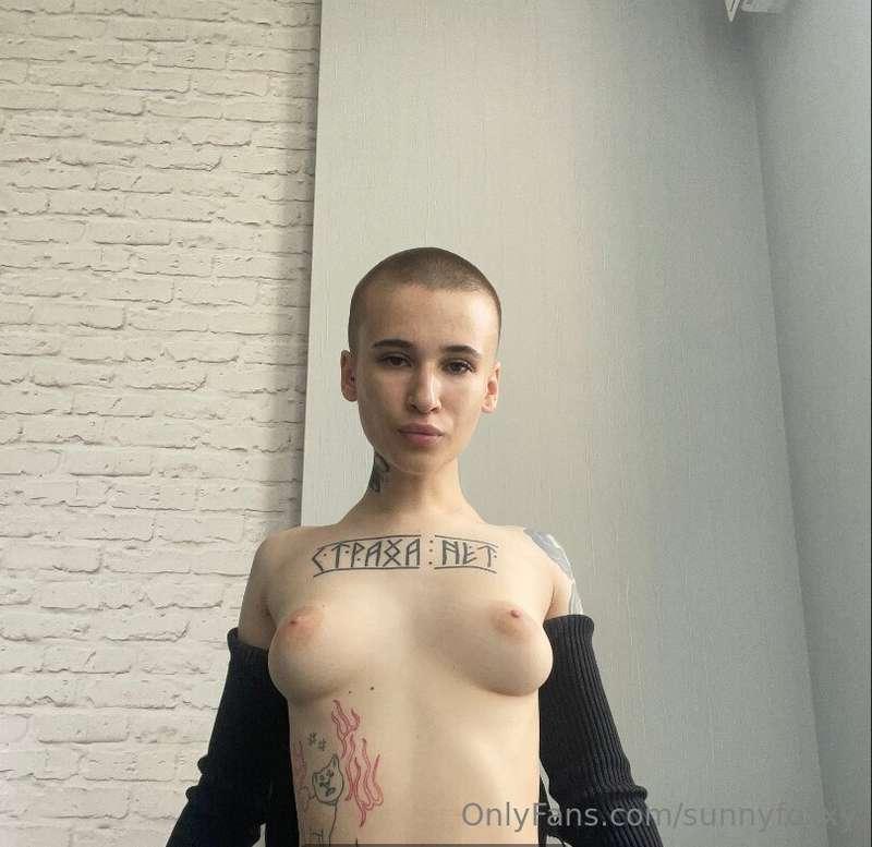 ⭐️ Subscribe FREE only NOW⭐️  🍒 @emily69dom 🐱  What do u lik..