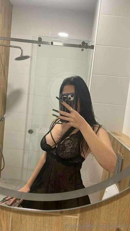 👉👈If I sent you this picture in a private message, what woul..