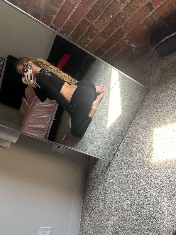 If you need me I'll be here 😘