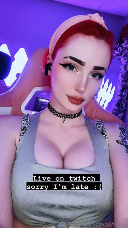 live now on twitch- cum hang out with me & chat! 💗 (haylieky..