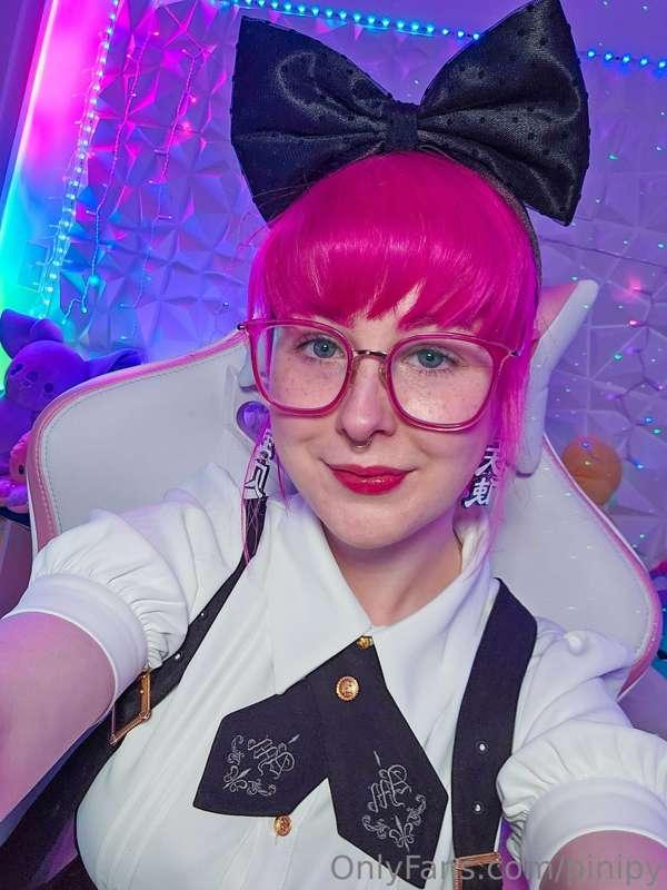 🔴LIVE ON TWITCH🔴

I just signed the lease to my new house & ..