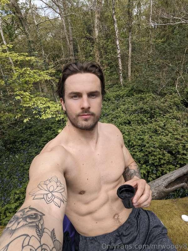 Mr woody in the woods 😜😈
