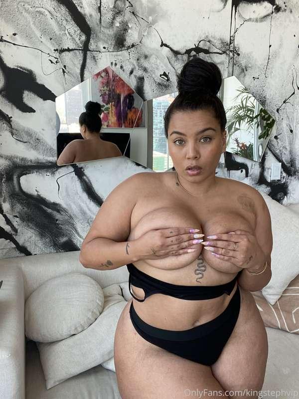 Check your messages for this super freaky "LOVE NIP" full bo..