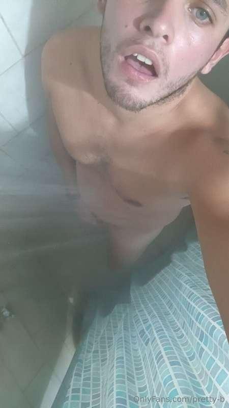 ᴄᴏᴍᴇ ʜᴇʟᴘ ᴍᴇ ᴄʟᴇᴀɴ ᴜᴘ