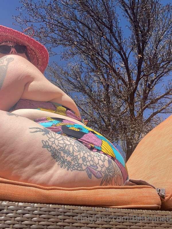 Sunshine does a girl good