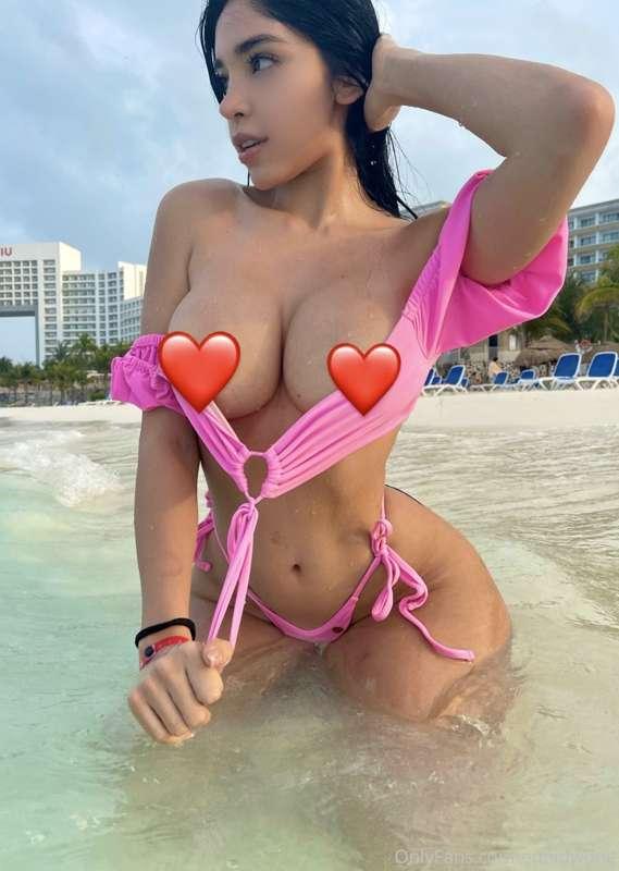 Te acabo de mandar esta foto sin los corazones en tus mensaj..