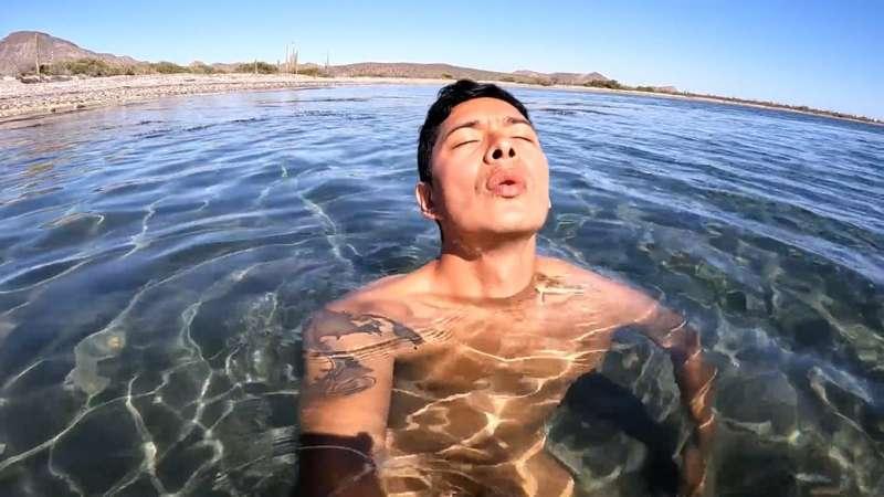 Raw | Cold water routine in paradise