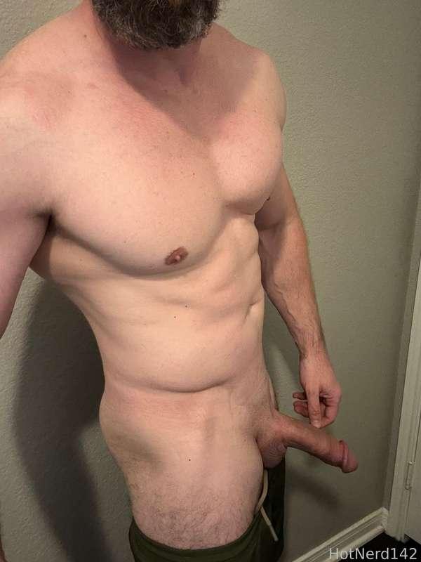 hotnerd142 image #2