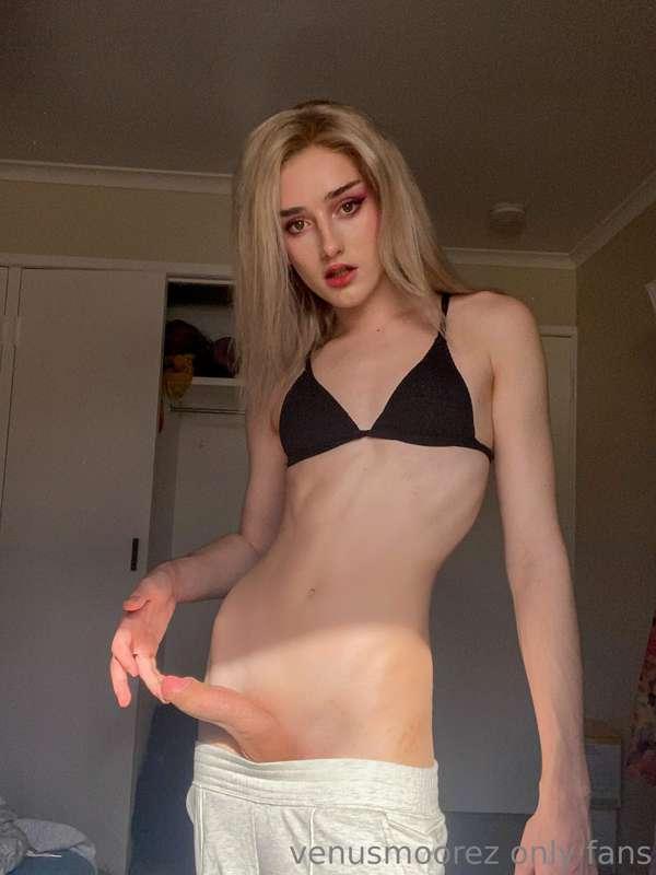 Nudie patootie