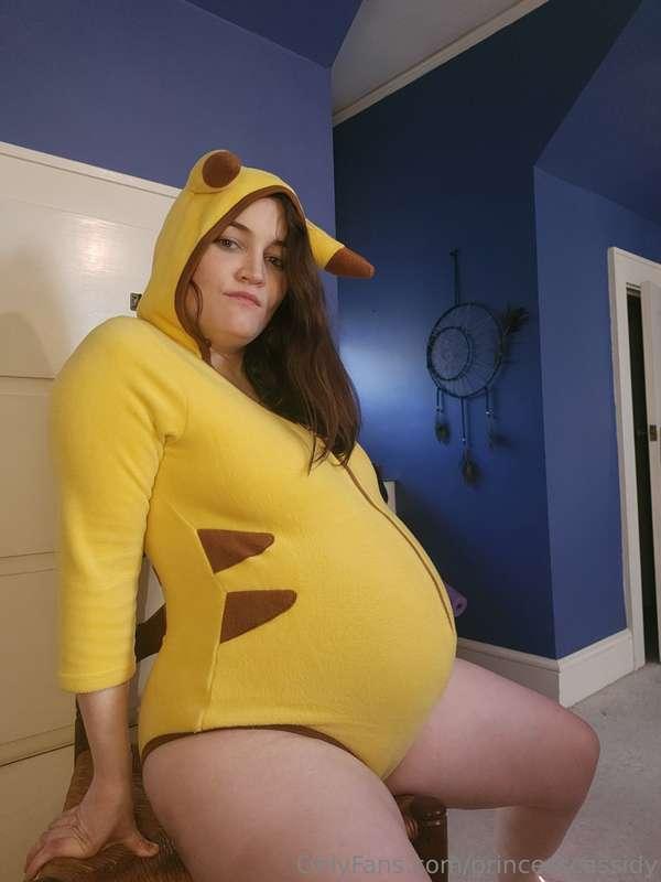 🌼 Happy Tuesday!!! 🌼  I had so much fun doing my pikachu sho..