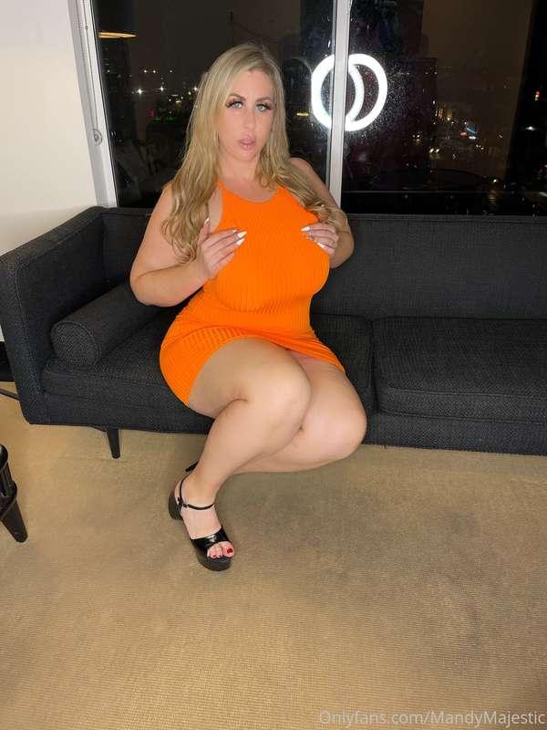 Mandy‘s guest model Monday is pulling through for you guys o..